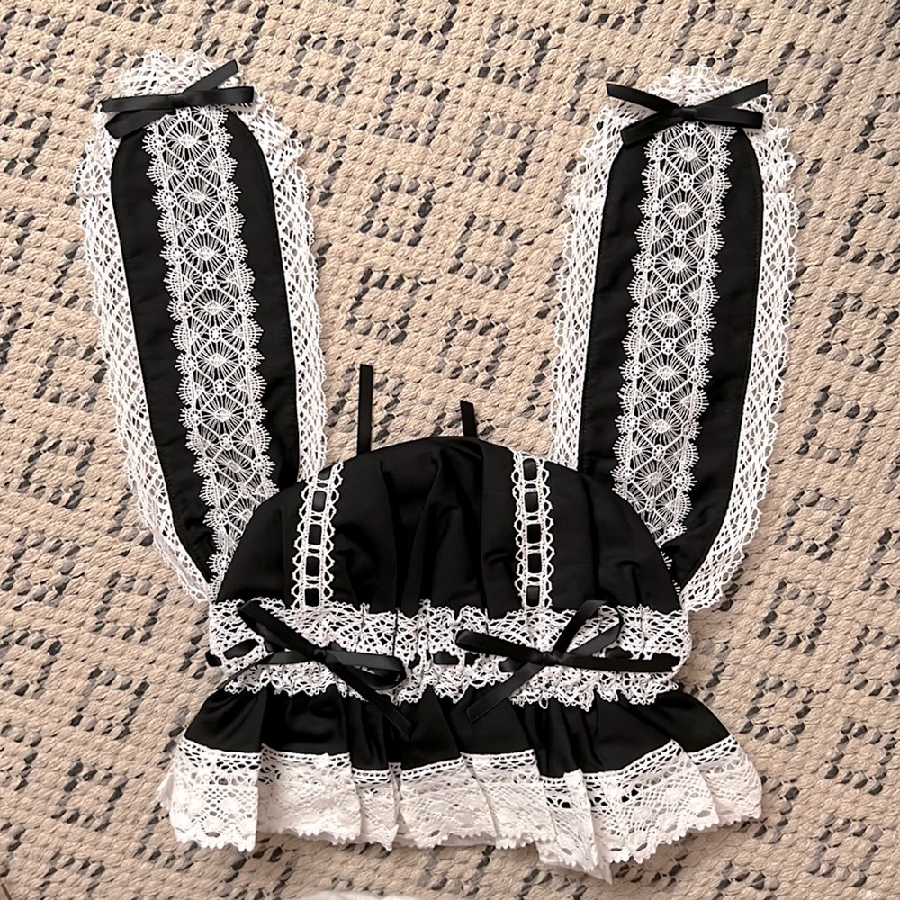 NWOT Rococo Classic Lolita Bunny Ears bonnet 🐰 Black x White